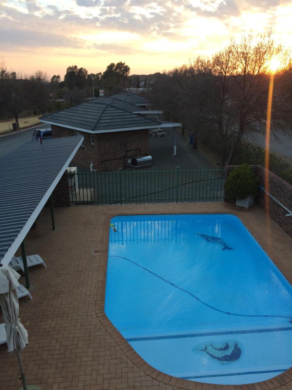 Sunset Chalets Colesberg Exterior foto